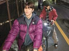 친구인지 그 이상인지 talk+