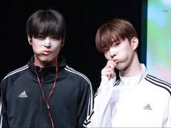 반에서 키스하다 들킬 뻔 했을 때