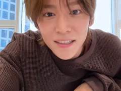 혈육 정성찬의 친구 송은석과 달달한 연애를 즐기는 중 insta & 무.물 & Talk