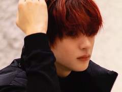 눈에 띄던 빨간머리 연하남 1