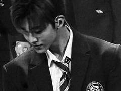 "우리 그냥 헤어지자."