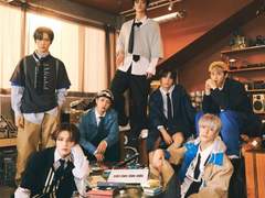 돌아가고 싶은 세상이 있다.