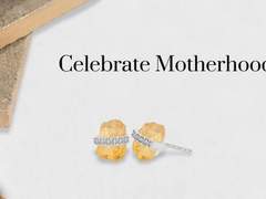 Christmas Jewelry Tradition: What to Gift Every Year