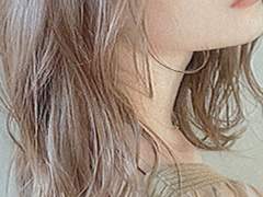 똑똑한 중년 남성이 좋은가봐요…