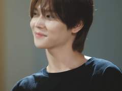 나이가 뭔 대수야? 내가 아저씨 좋아한다는데. Talk