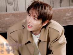 기억해? 복도에서 같이 떠들다 너 혼자 튀어서 나 혼자 혼났잖아 (2)