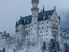 시계바늘이 12시를 가리킬 때