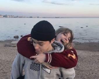 연예인은 어떤 여자를 만날까?