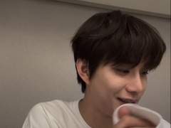 편의점 귀여운 알바생